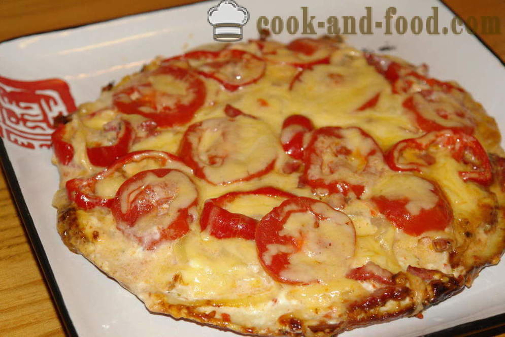 Unleavened quick pizza in the pan for 10 minutes - how to cook a pizza in the pan quickly, step by step recipe photos