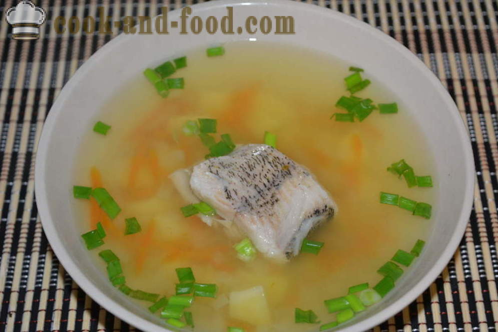 Delicious soup from pike in the home - how to cook fish soup from a pike, a step by step recipe photos