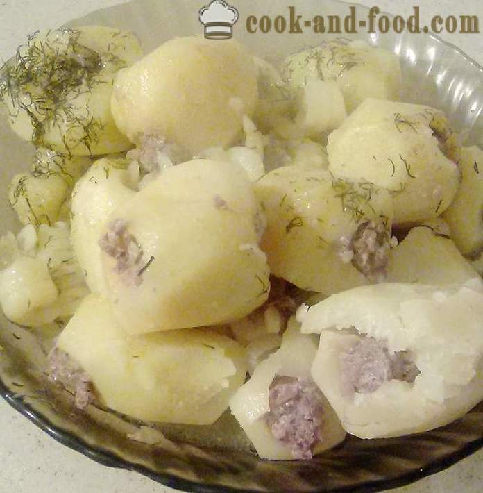 Stewed potatoes stuffed with minced meat - step by step, how to make braised potatoes stuffed with minced meat, the recipe with a photo