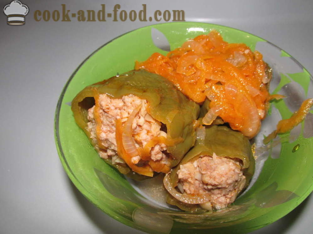 Stuffed pepper with meat and mushrooms - how to cook stuffed peppers, a step by step recipe photos