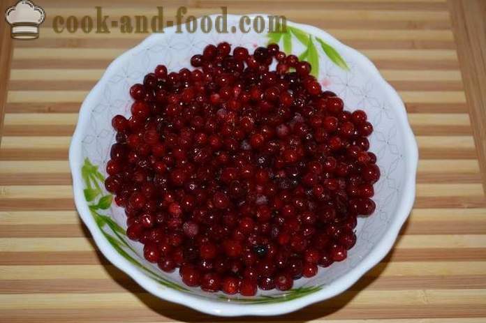 Manna on yogurt with berries cranberries, baked without flour in the oven - how to prepare yogurt with manna in the oven, with a step by step recipe photos