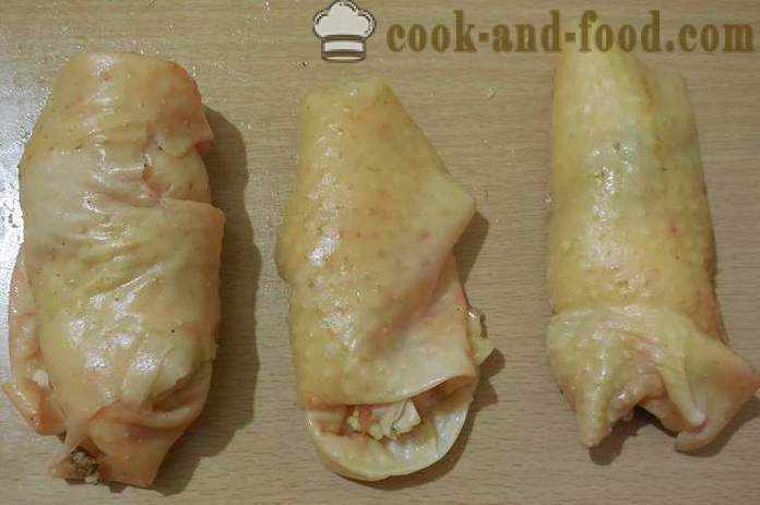 Delicious roll in chicken skin stuffed with offal and millet - how to cook a loaf recipe with a photo