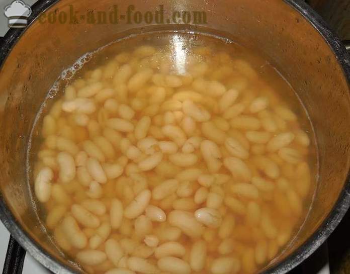 Delicious meatless paste of white beans - how to cook foie beans recipe with a photo