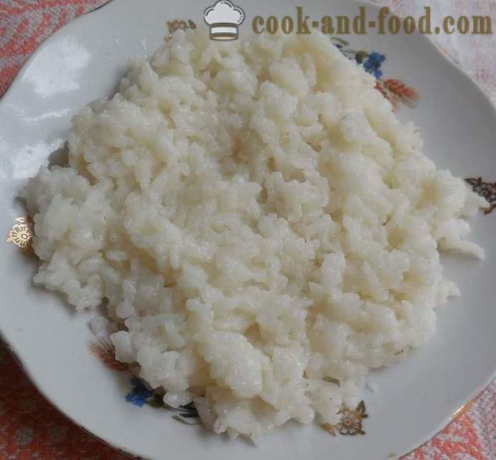 How to cook rice porridge on the water on a garnish - a recipe with a photo
