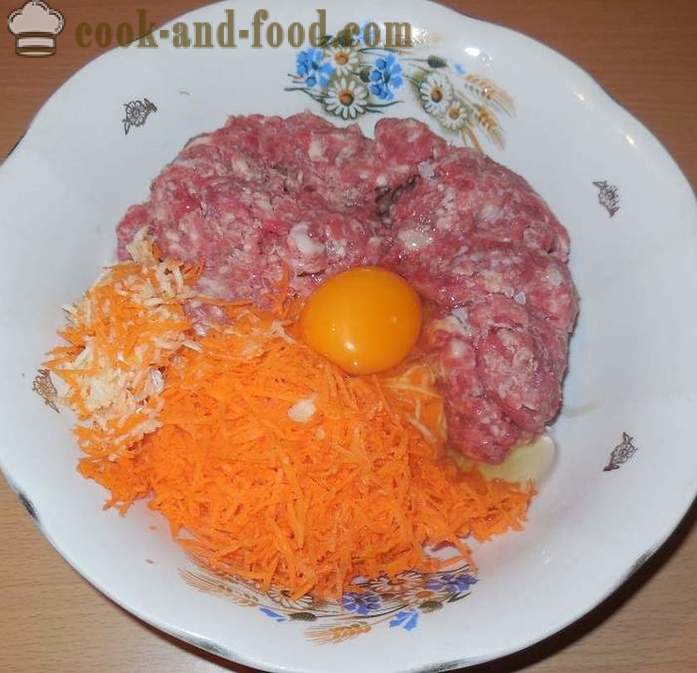 Delicious patties of minced meat: pork, beef, carrots and garlic - how to cook cutlets of meat, a step by step recipe photos