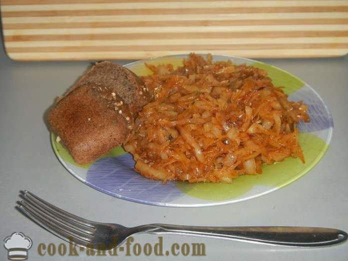 Braised cabbage with tomatoes - juicy and tasty - how to cook braised cabbage - a step by step recipe with photos