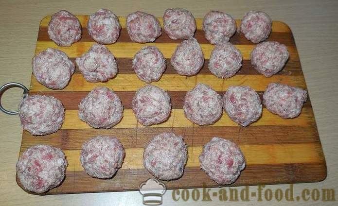 Soup with meatballs of minced meat and semolina - how to cook soup and meatballs - a step by step recipe photos