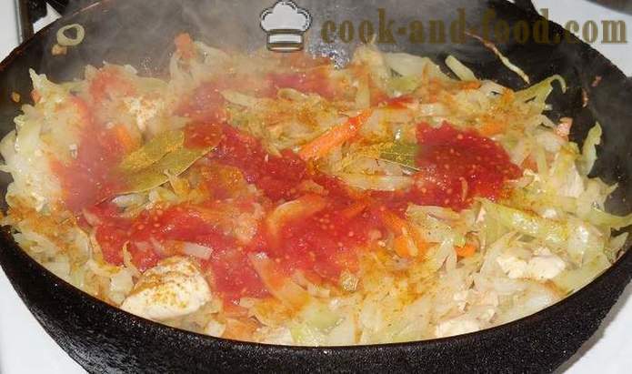 Braised cabbage with chicken, vegetables and curry - how to cook stewed cabbage with meat chicken - a step by step recipe photos