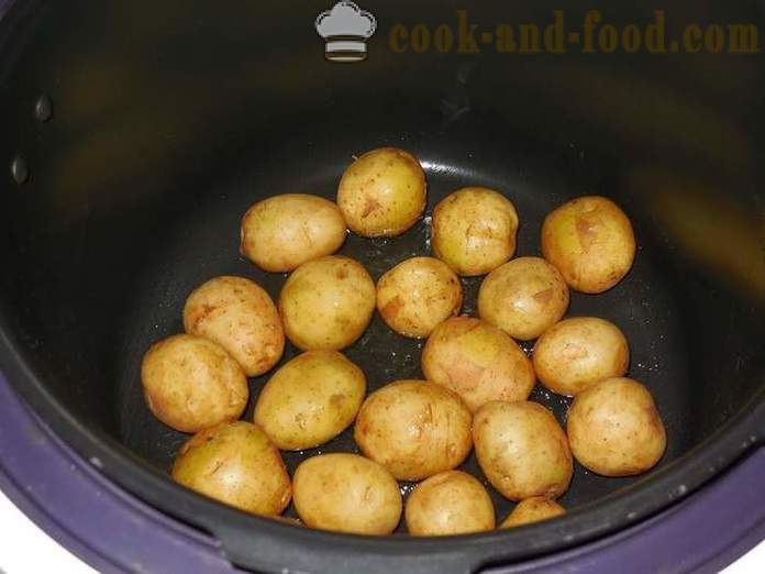 Young potatoes in multivarka with sour cream, dill and garlic - step by step recipe with photos as delicious to cook new potatoes