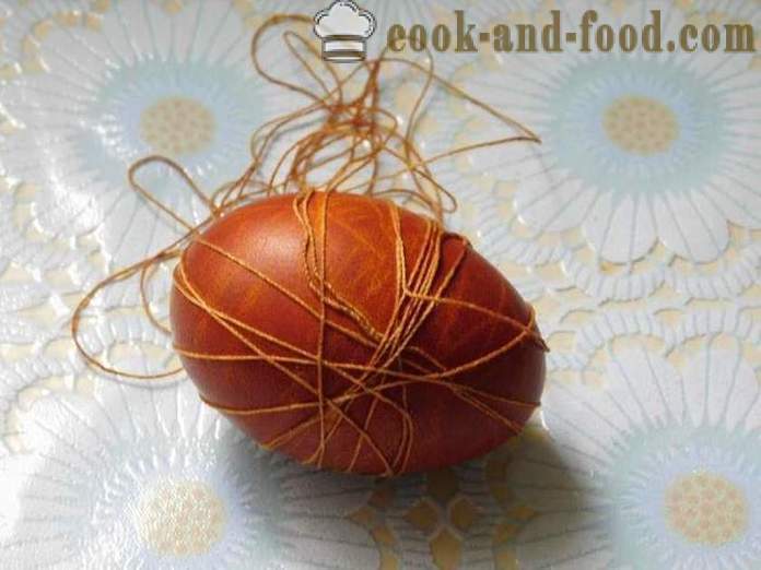 How to paint the eggs in onion skins with a pattern or uniformly - the recipe with a photo - step through the correct color of eggs onion skins
