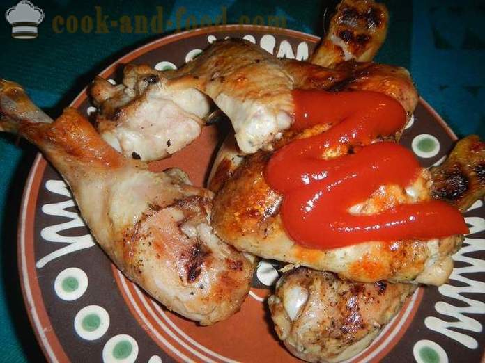 Roasted chicken on the grill - how delicious roast chicken on the grill, the recipe with a photo.