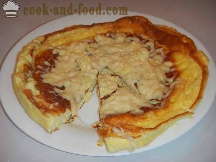 Delicious air omelet with sour cream in a pan - how to cook scrambled eggs with cheese, a recipe step by step with photos.