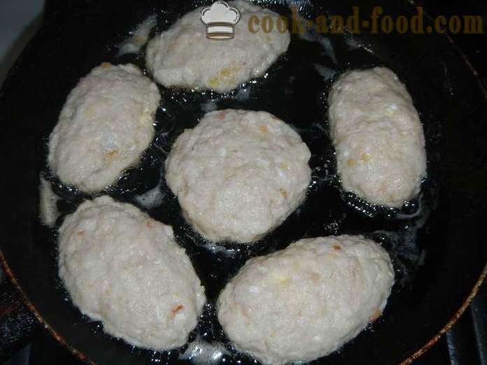 Delicious meatballs stuffed with eggs and cheese - how to cook meatballs with stuffing, a step by step recipe with photos.