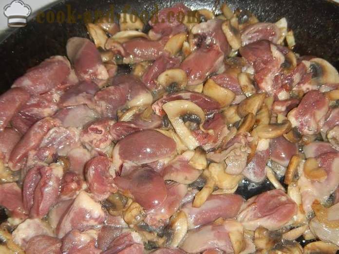 Chicken hearts stewed with mushrooms - both tasty prepare hearts, step by step, the recipe with a photo