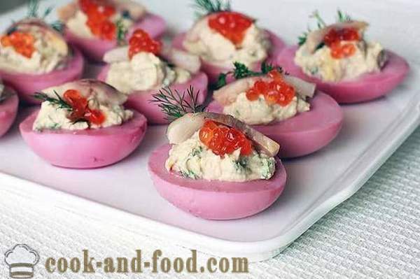 Stuffed eggs with cheese and garlic - cold dishes, the recipe with a photo