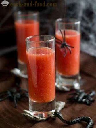 Tomato soup gazpacho or a recipe for Halloween: a non-alcoholic drink tomato 