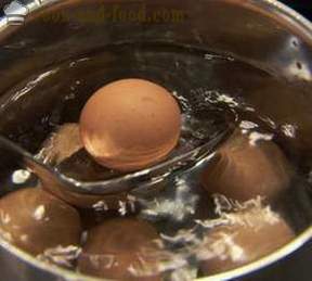 How to cook a boiled egg, ie liquid, 