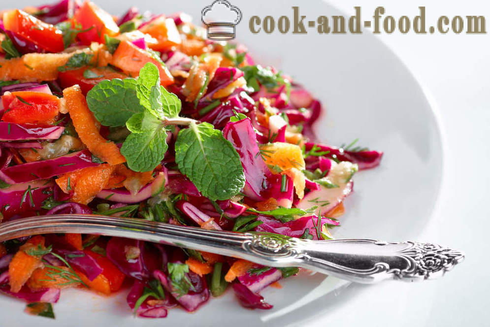 Red cabbage: three healthy salad recipe