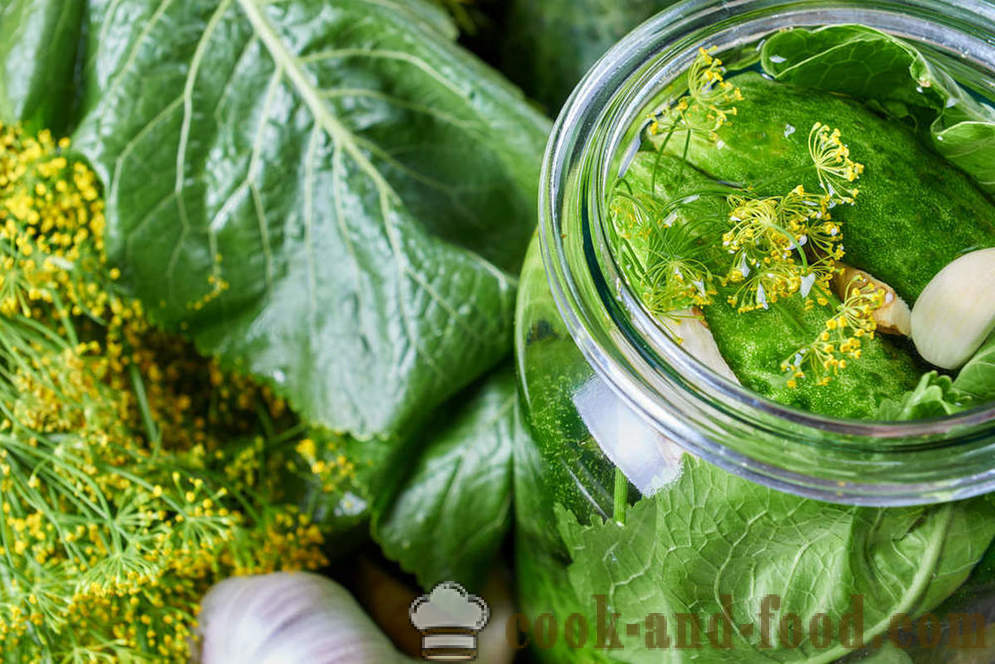 Recipe for crispy pickled cucumbers