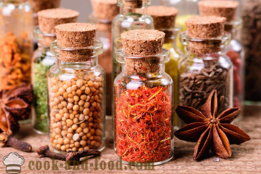 Mix spices in jars